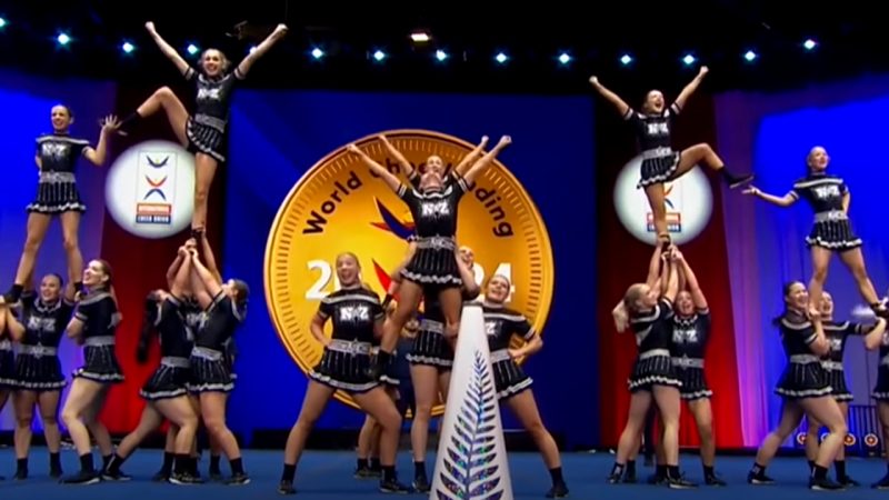 You need to see team NZ's medal-winning performance at the Cheerleading World Champ finals