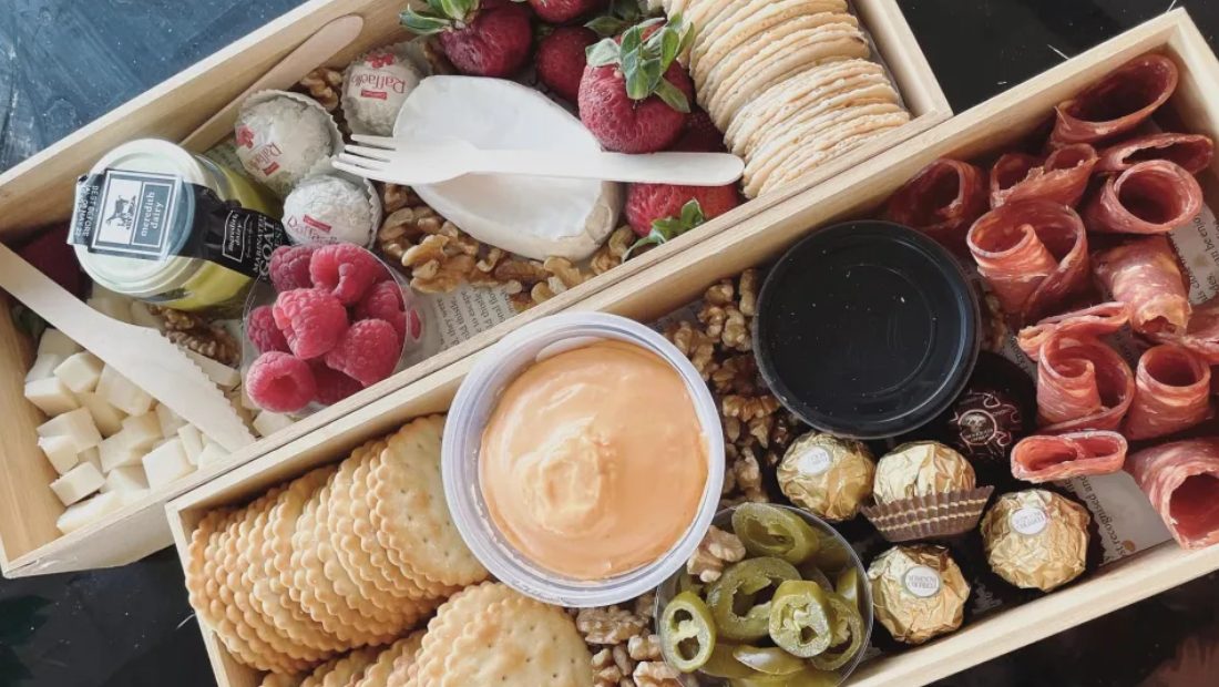 $8 Kmart hack for the perfect portable cheese platter