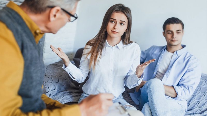 Marriage therapist reveals number one complaint she hears from women