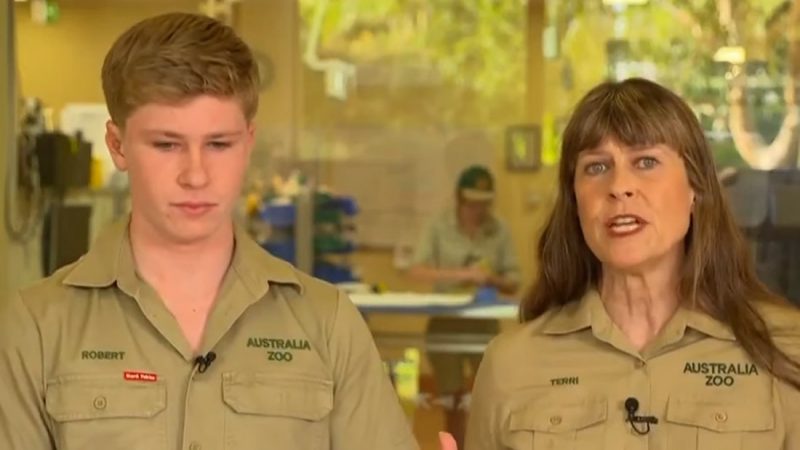 Robert Irwin chokes back tears as he and Terri speak about the Australian bushfires