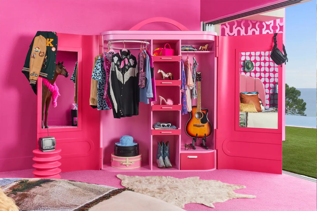 You can now live in Barbie's real-life Malibu Dream House