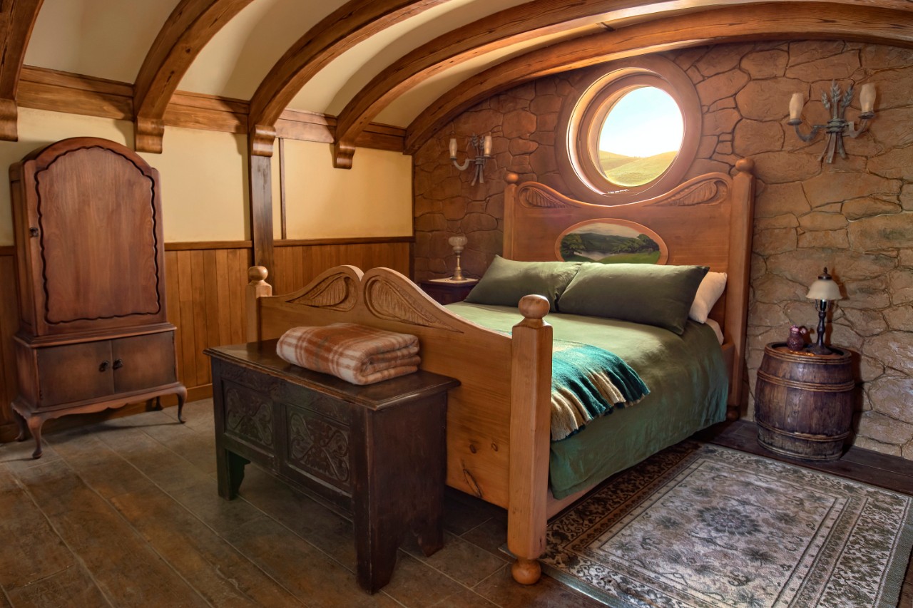 Bedroom in Hobbit Hole