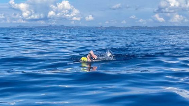 Kiwi bloke completes record-breaking 33-hour non-stop swim for a great cause
