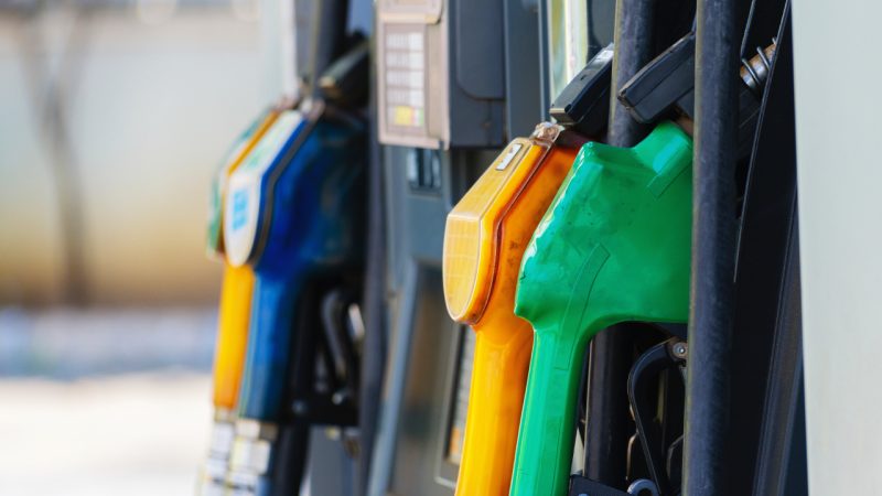 How to find the cheapest petrol in your area in one app