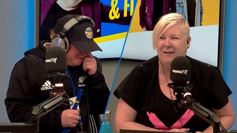 Steven from Dunedin breaks into tears from a touching phone call
