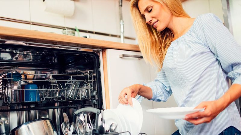 Experts reveal that most of us have been stacking our dishwashers wrong