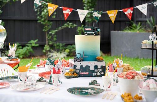 Bunnings have launched a DIY-themed party pack