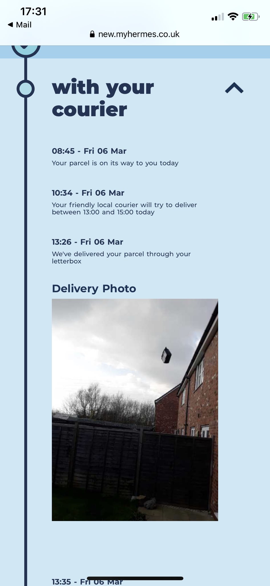 Delivery person stuns homeowner with a bizarre 'proof of delivery' photo