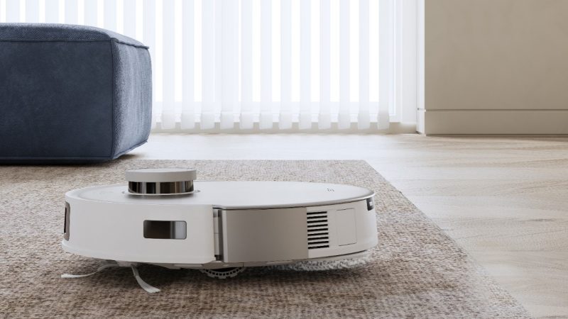 Review: An Ecovacs T20 robot vacuum cleaned my house while I had the flu and here's how it went